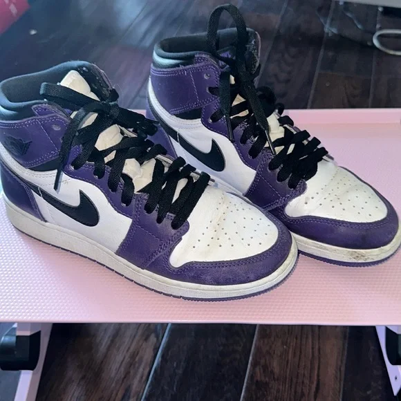 Air Jordan 1 Retro High OG 'Court Purple 2.0' - Picture 1 of 7